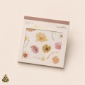 Carte cu stickere Blossom Season Autumn Colors and Flowers – flori de toamna, PET si washi, aprox. 120 bucati Carte cu stickere Blossom Season Autumn Colors and Flowers – flori de toamna, PET si washi, aprox. 120 bucati