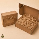 Hartie maruntita zig-zag kraft pentru umplutura, 100 g – cutie kraft reutilizabila 210 x 150 x 50 mm
